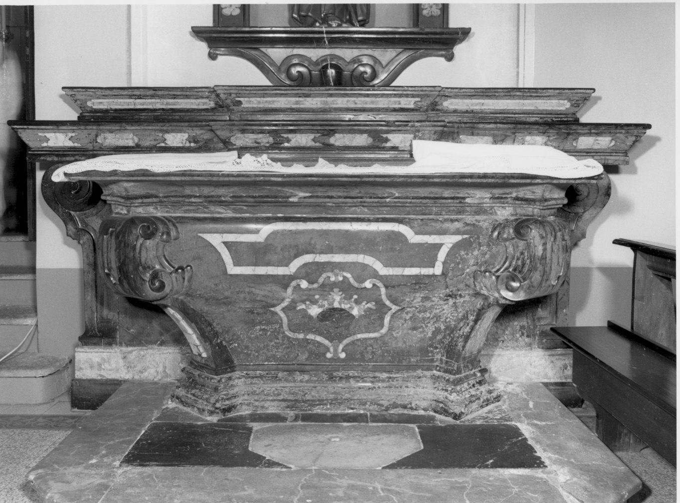 altare - bottega lombarda (secc. XVII/ XVIII)