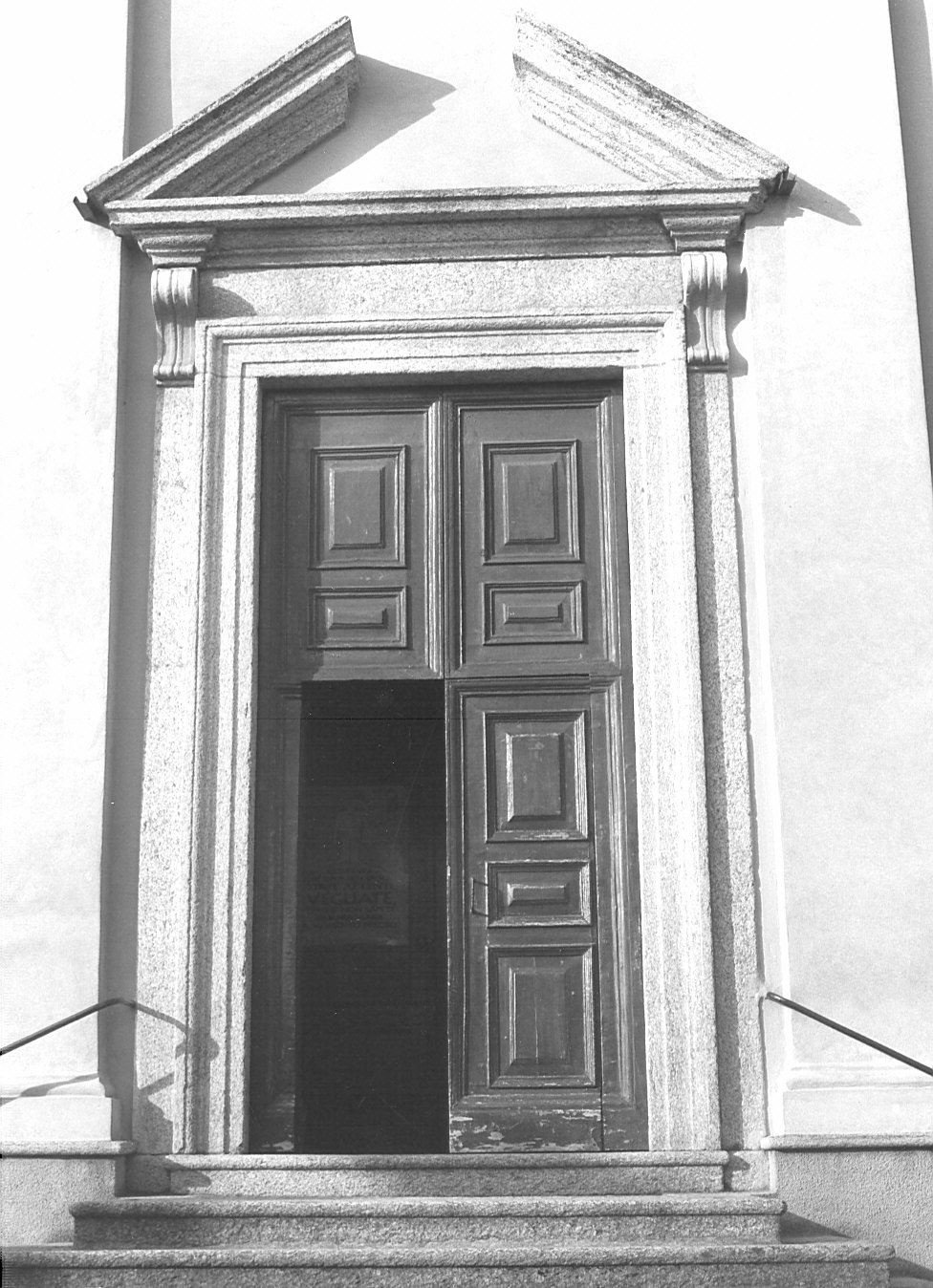 mensola architettonica - bottega lombarda (sec. XVII)