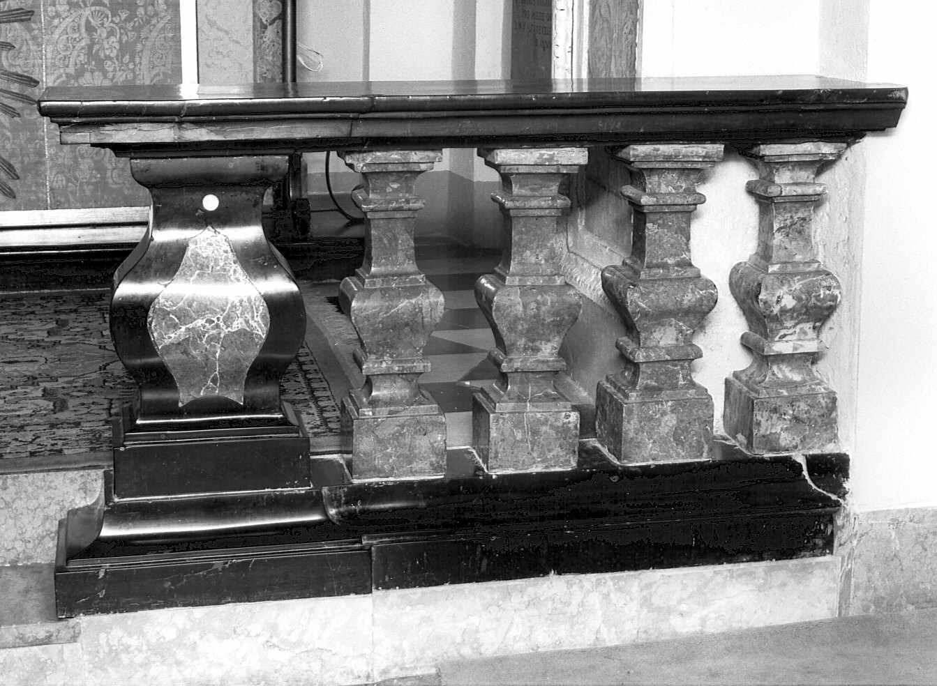 balaustrata - bottega lombarda (fine/inizio secc. XVII/ XVIII)