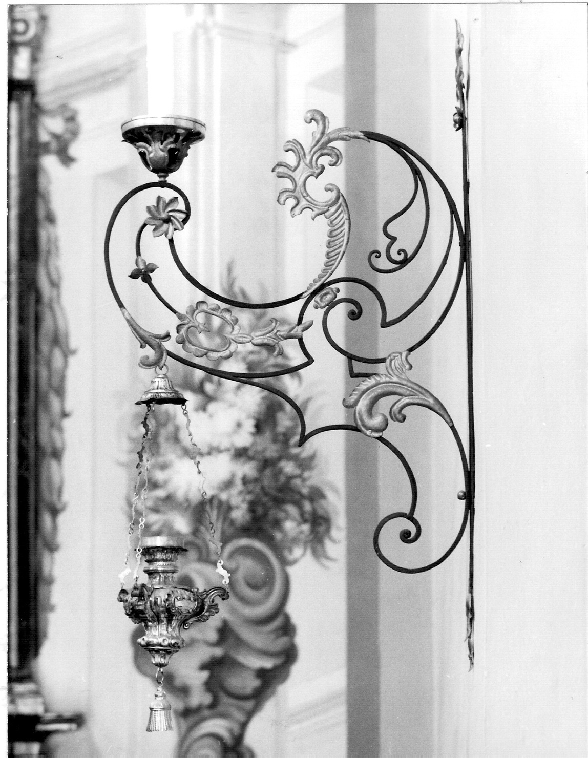 braccio porta lumi da chiesa, coppia - bottega lombarda (seconda metà sec. XVIII)