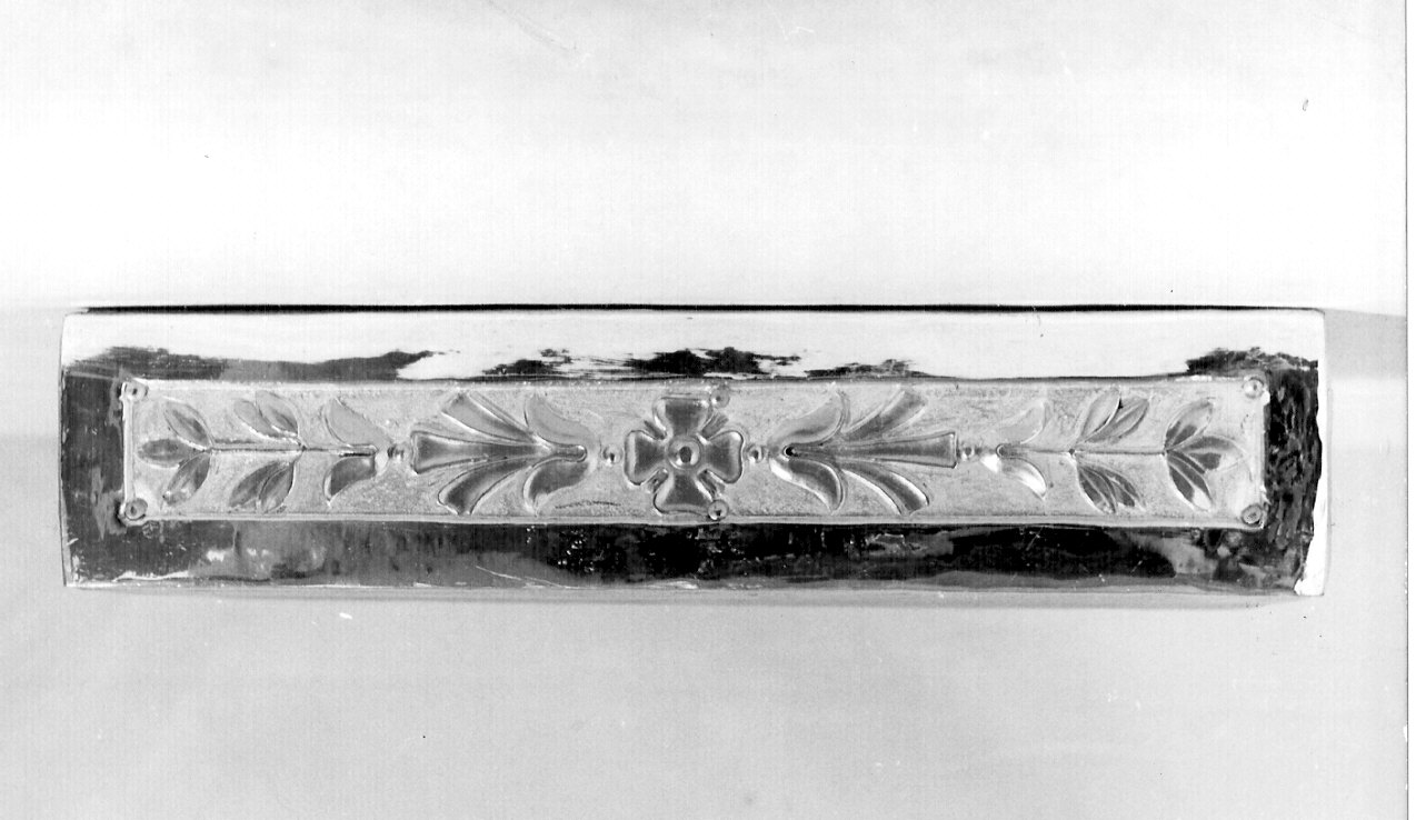 base, serie - bottega lombarda (sec. XIX)