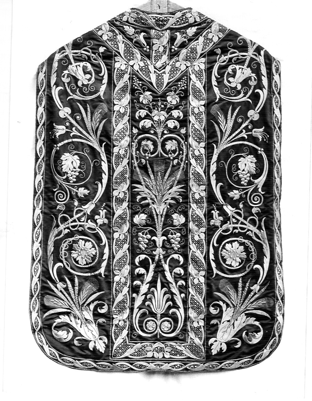 paramento liturgico, insieme - manifattura lombarda (inizio sec. XIX)