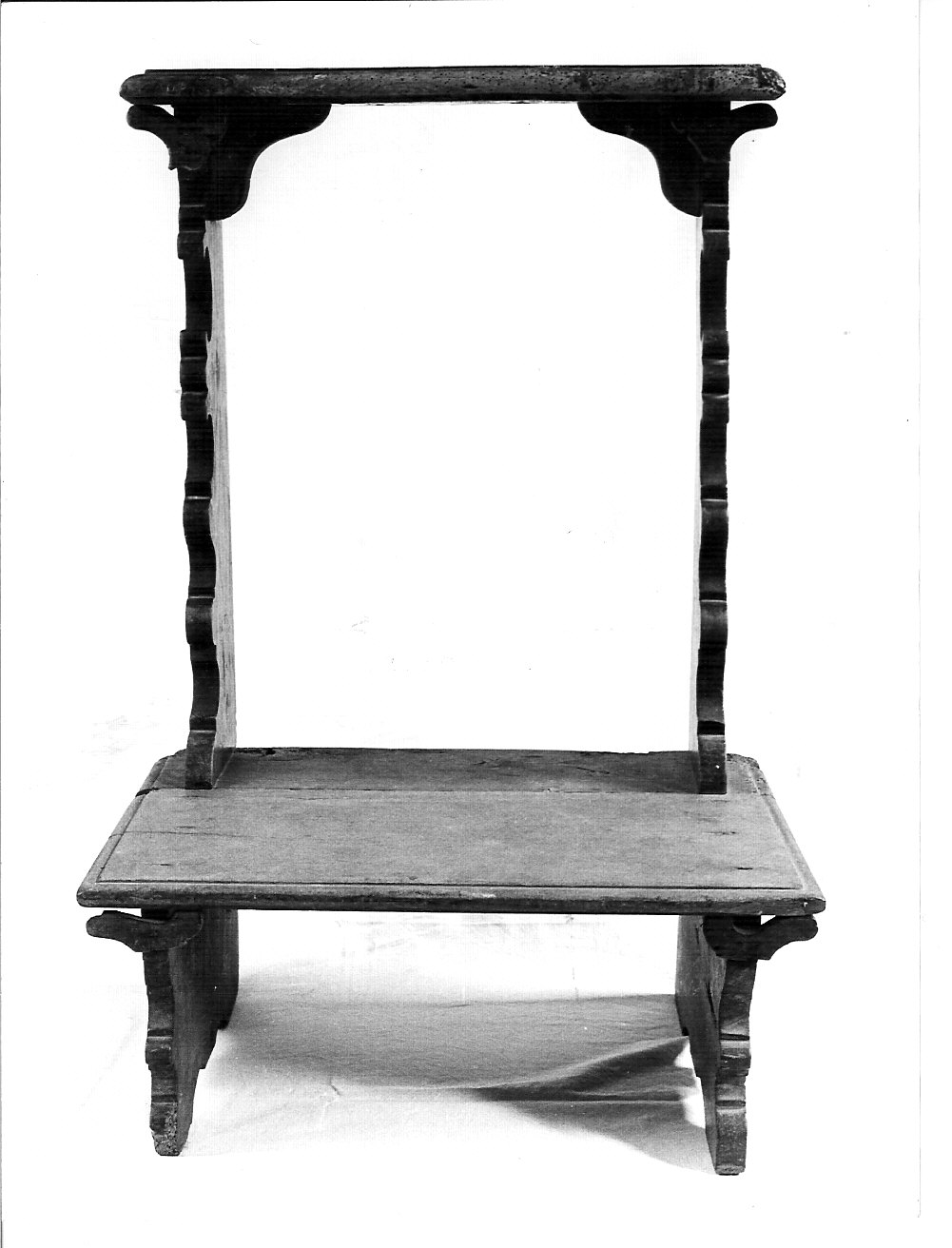 inginocchiatoio, opera isolata - bottega lombarda (sec. XVIII)