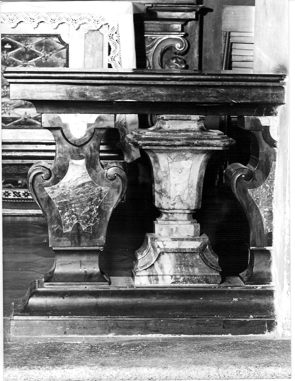 balaustrata, opera isolata - bottega lombarda (sec. XVIII)