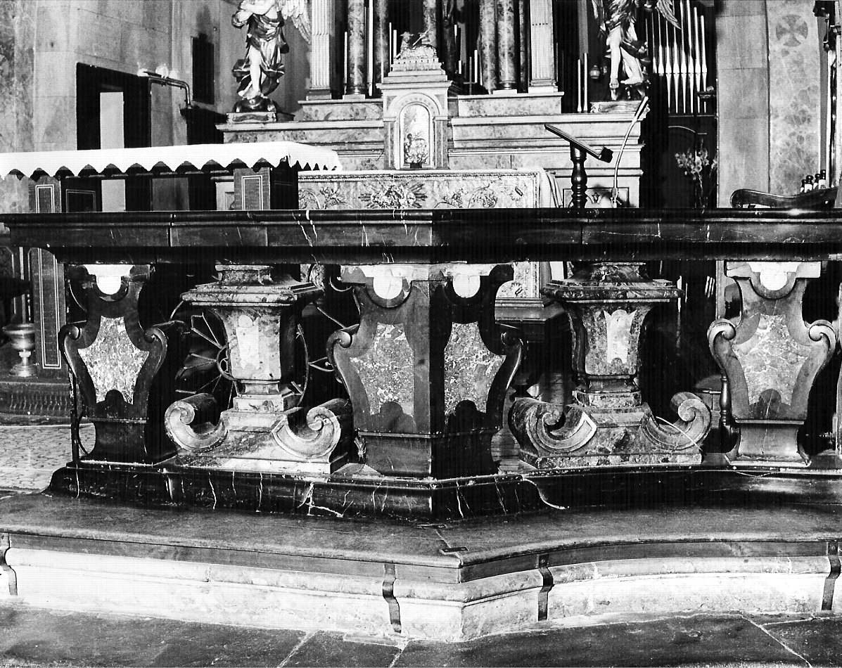 balaustrata, opera isolata - bottega lombarda (prima metà sec. XVIII)