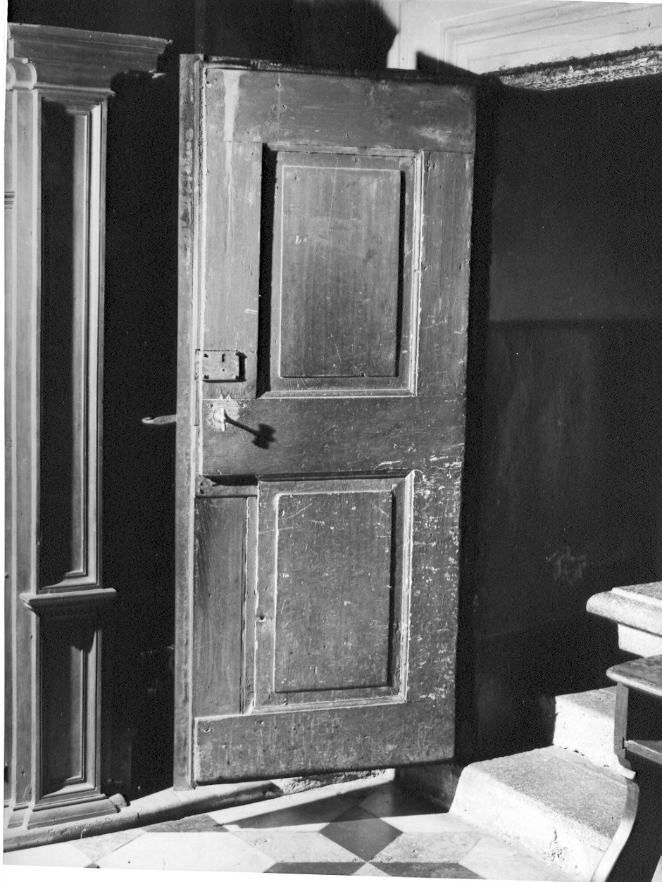 porta - ad un battente, opera isolata - ambito lombardo (sec. XVIII)