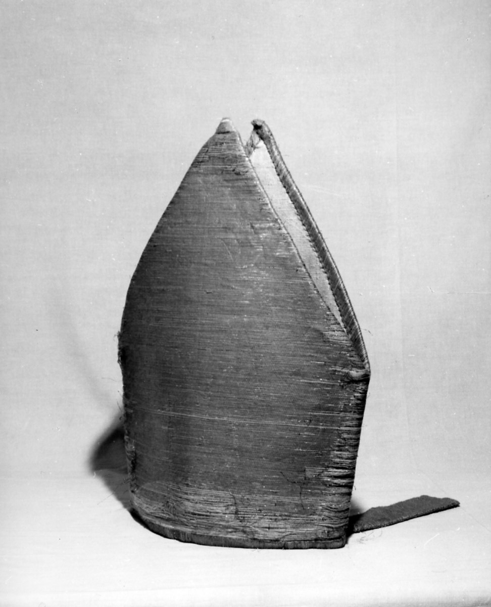 mitria, opera isolata - manifattura italiana (sec. XIX)