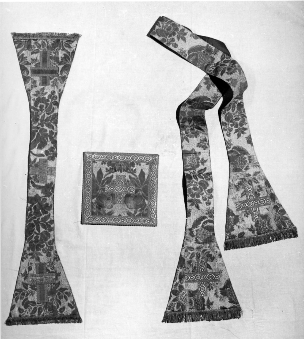paramento liturgico, insieme - manifattura lombarda (prima metà sec. XVIII)