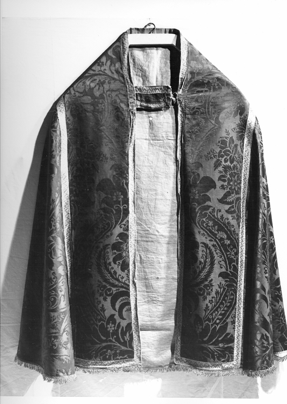 piviale - manifattura lombarda (inizio sec. XVIII)