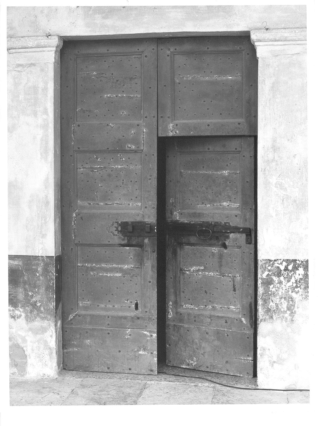 portone - a due battenti, opera isolata - bottega lombarda (sec. XVIII)