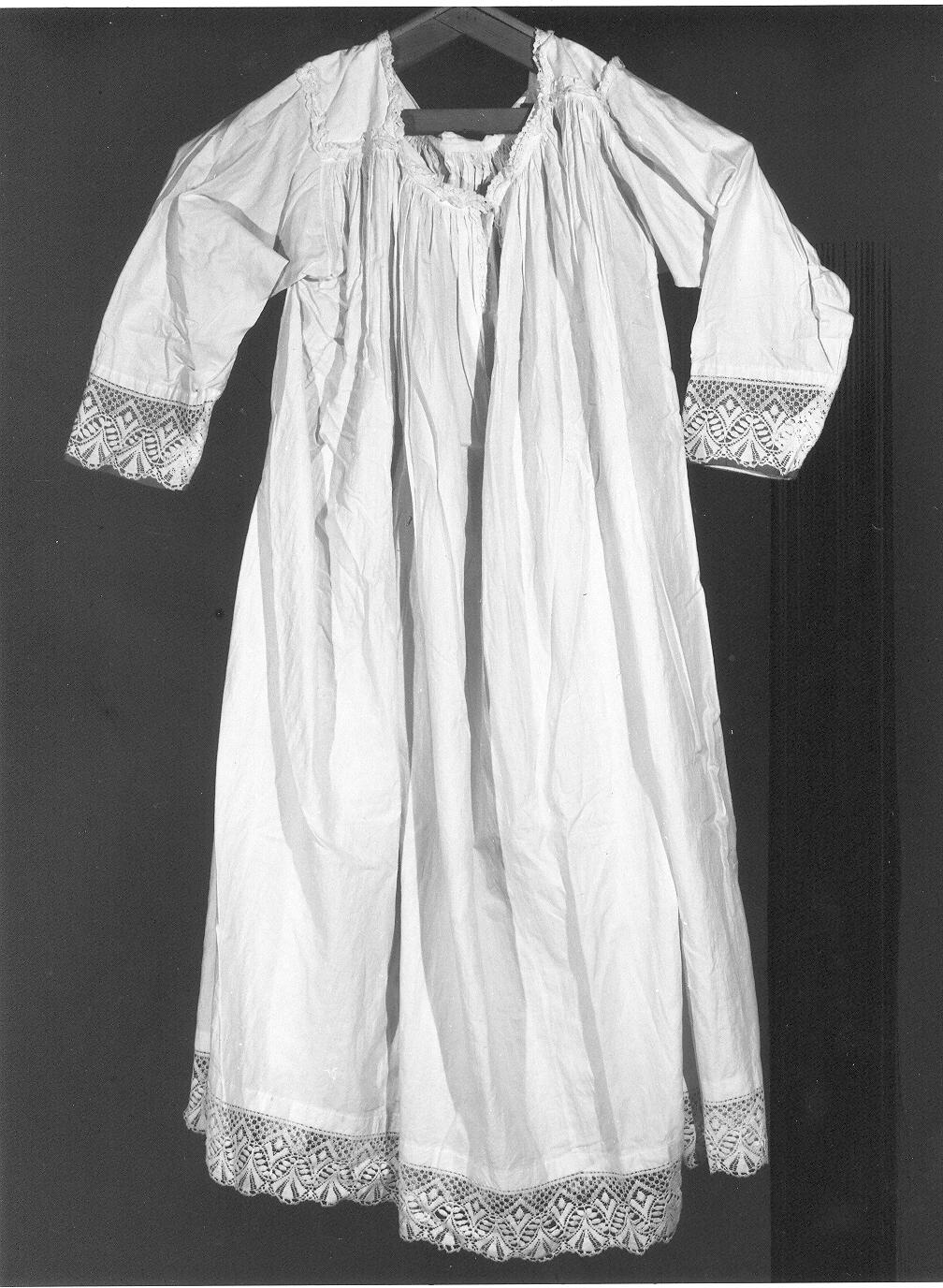 camice ecclesiastico, opera isolata - manifattura lombarda (sec. XX)