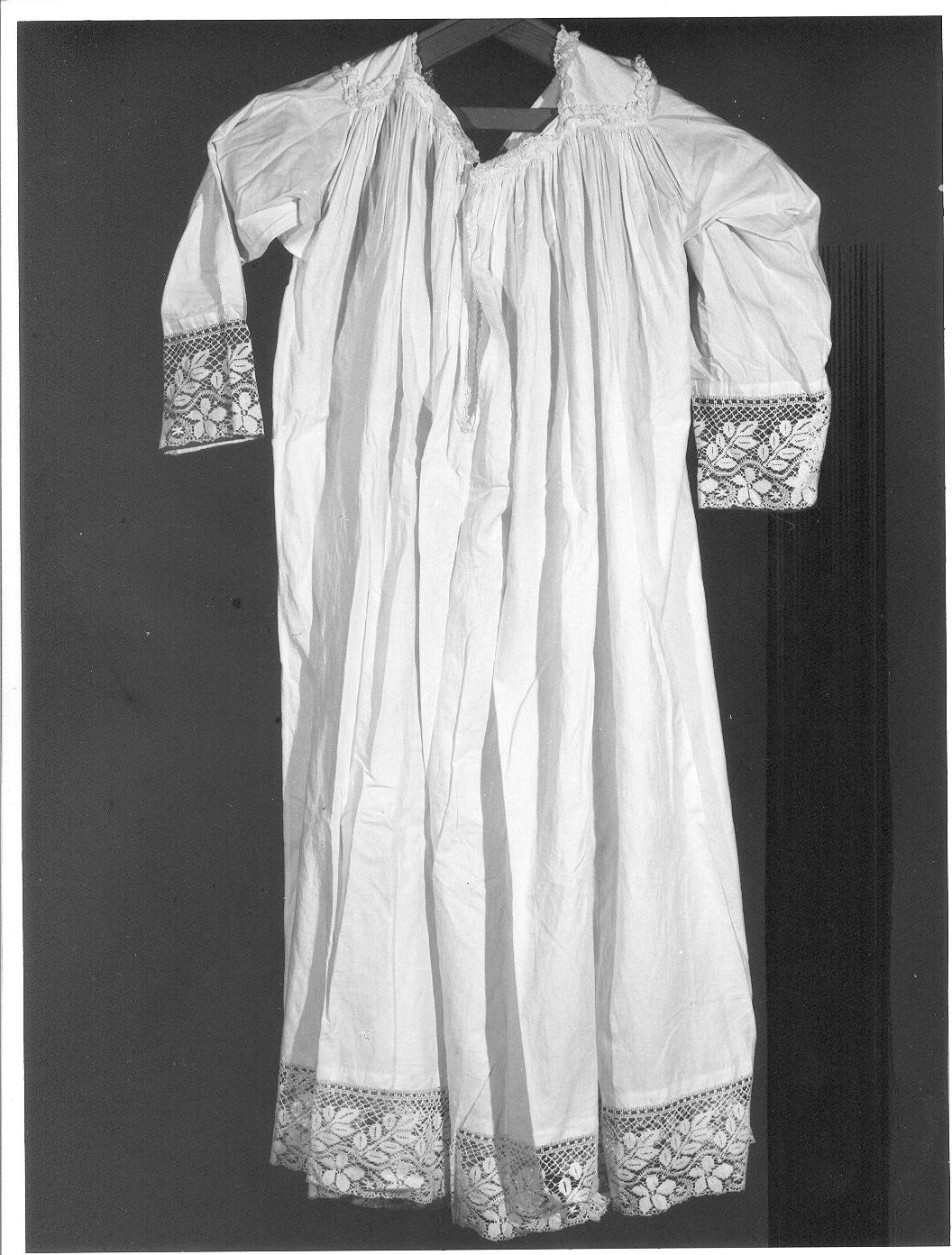 camice ecclesiastico, opera isolata - manifattura lombarda (sec. XX)