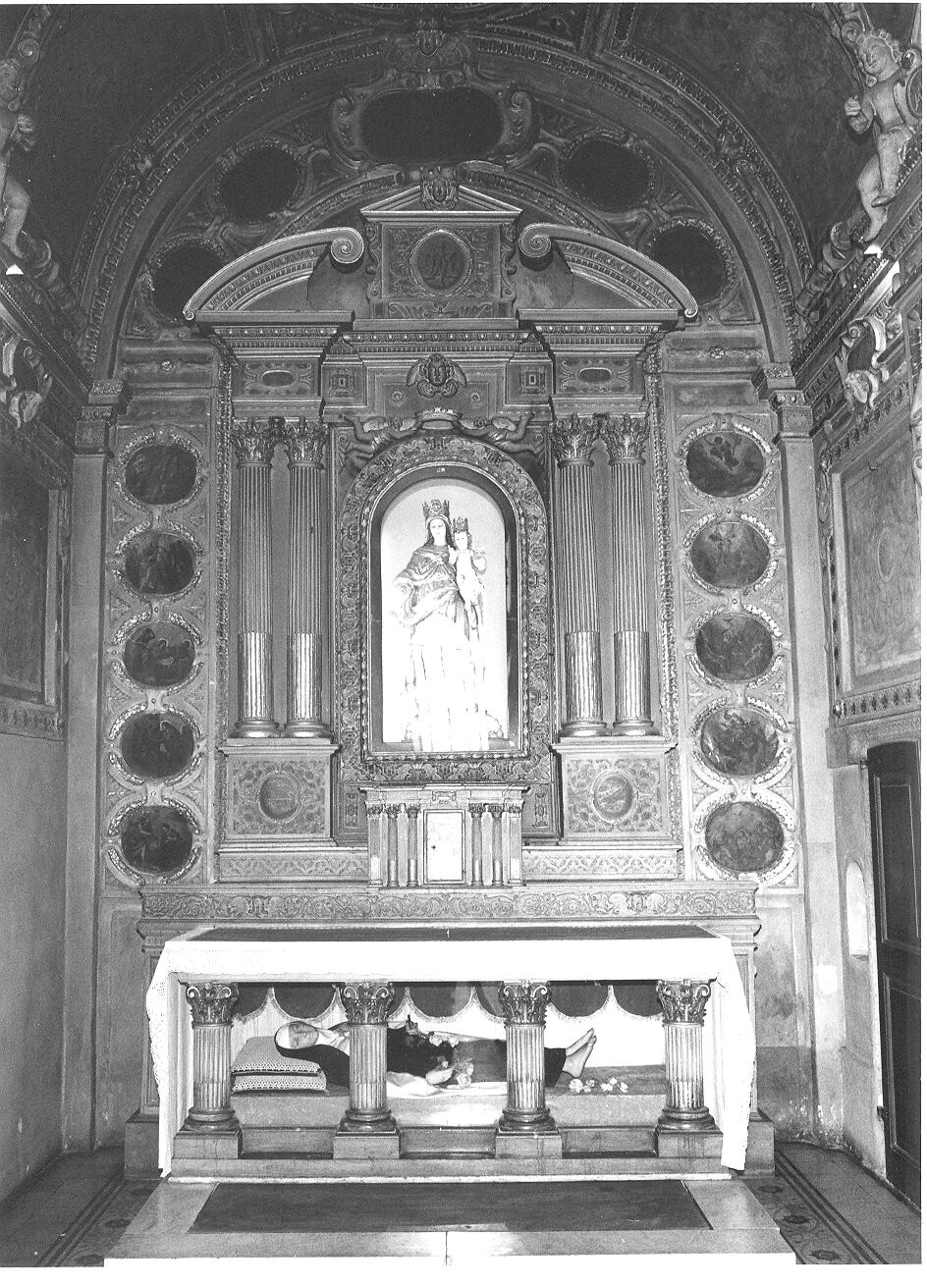 decorazione plastico-pittorica, opera isolata di Pagani (attribuito) (sec. XX)