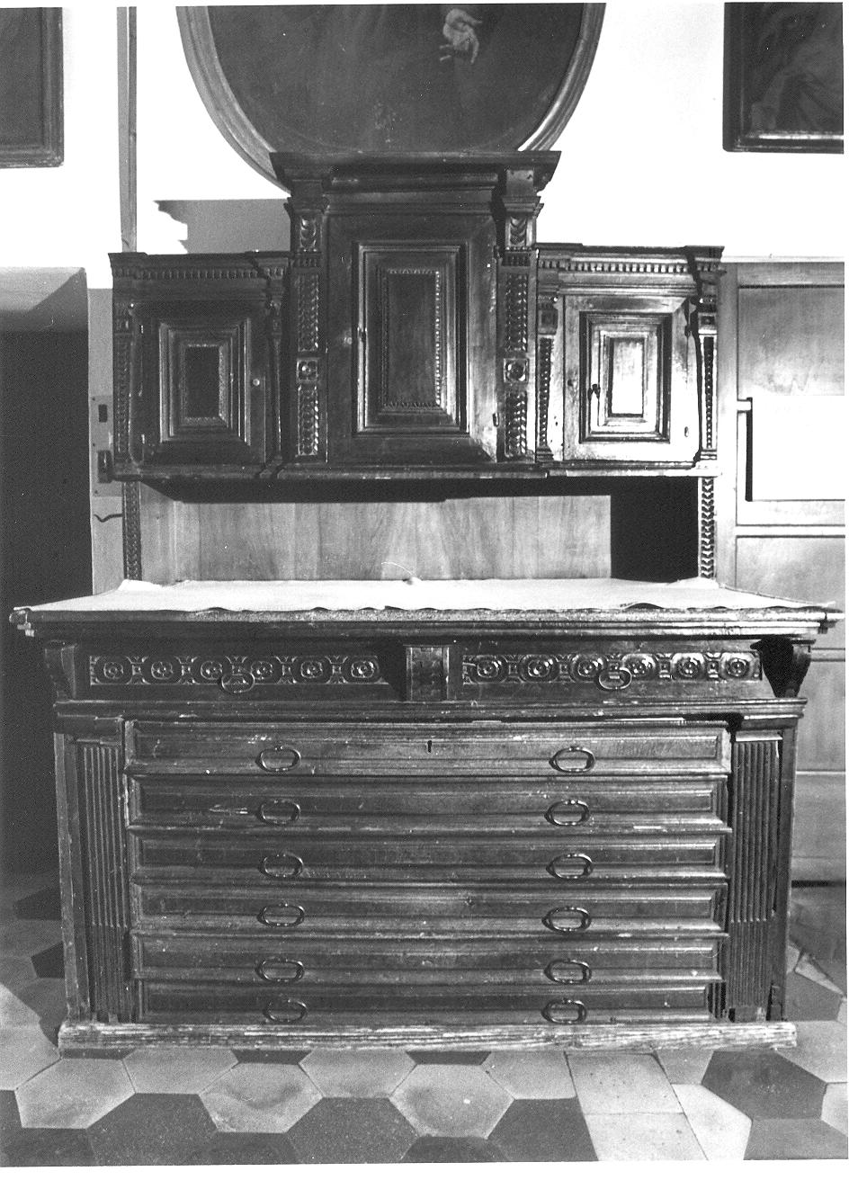 mobile da sacrestia, opera isolata - bottega lombarda (seconda metà sec. XVII)