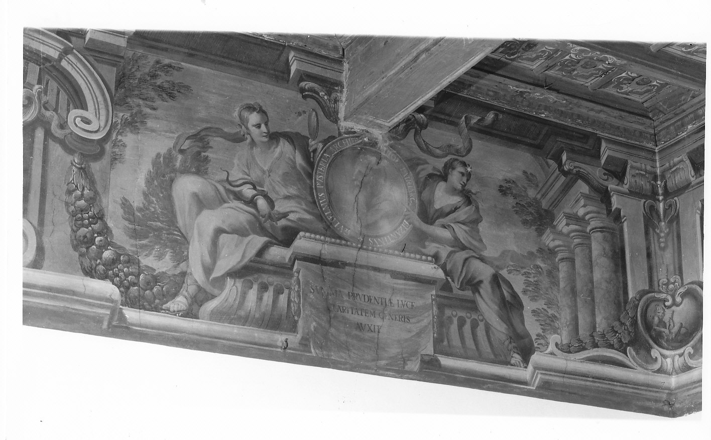 Guglielmo Pusterla vescovo di Milano e figure allegoriche (dipinto murale, elemento d'insieme) di Bianchi Francesco Maria (attribuito), Bianchi Salvatore (attribuito) (inizio sec. XVIII)