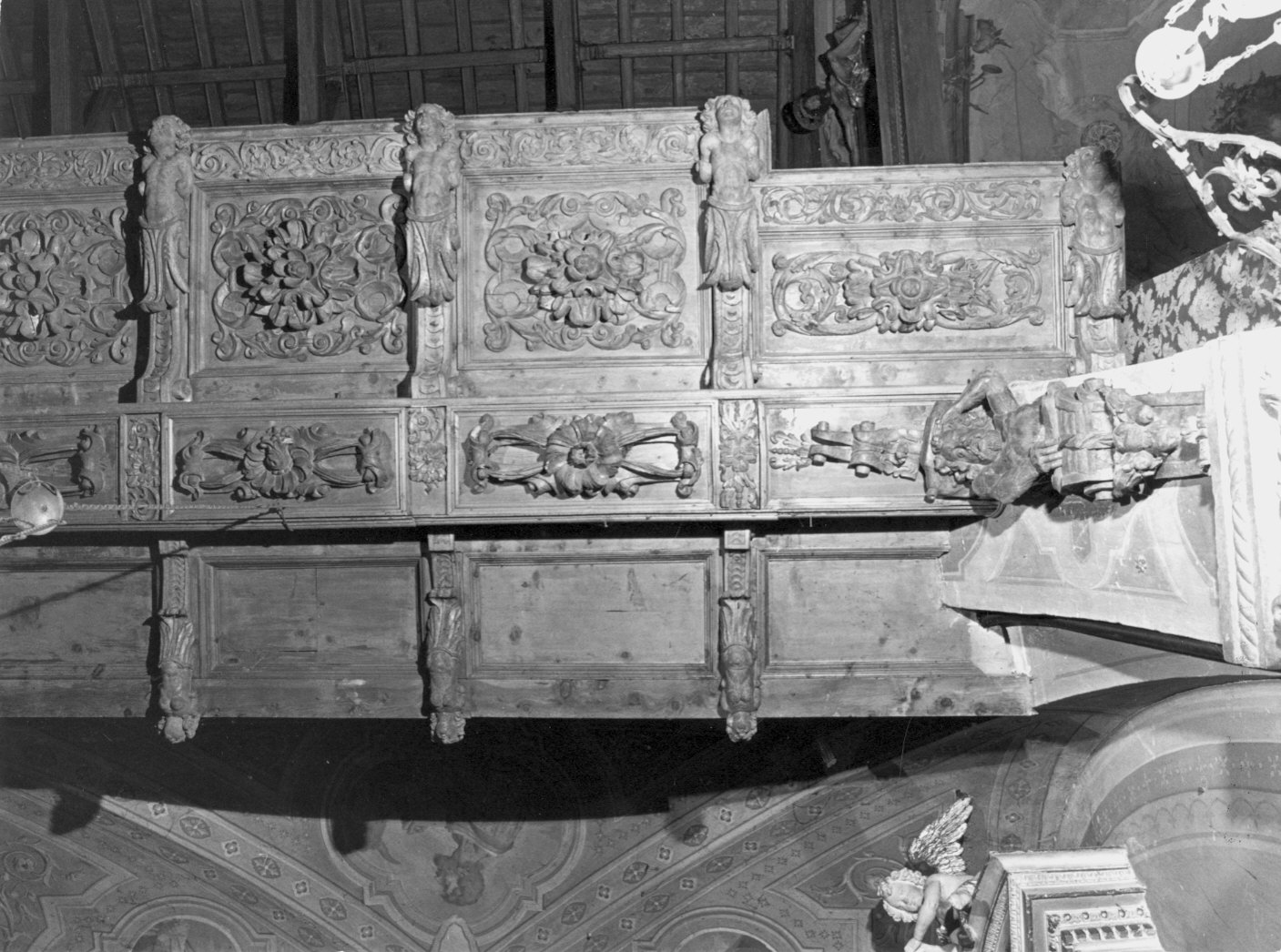decorazione a intaglio di Hegher Baldassar (attribuito) (sec. XVII)