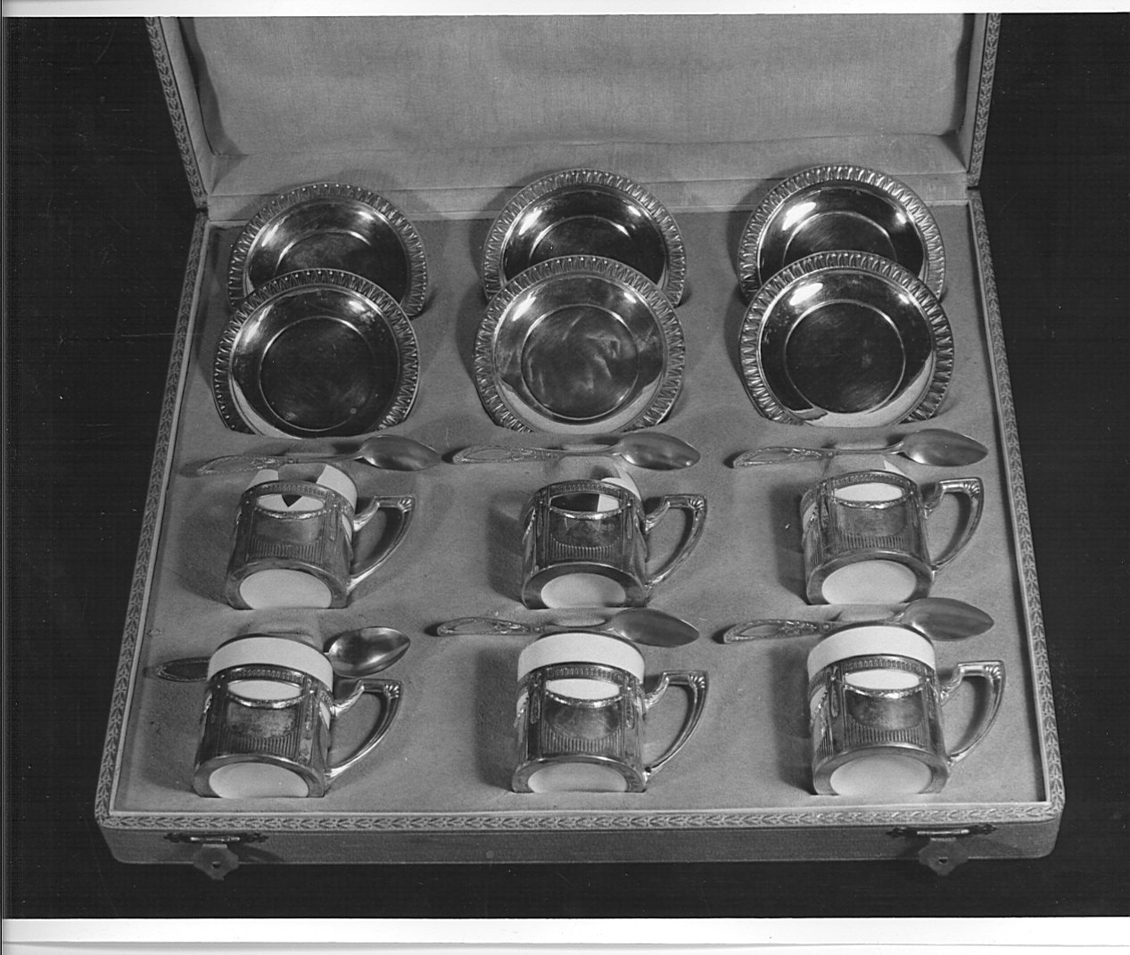 servizio da caffè - bottega tedesca (fine/inizio secc. XIX/ XX)