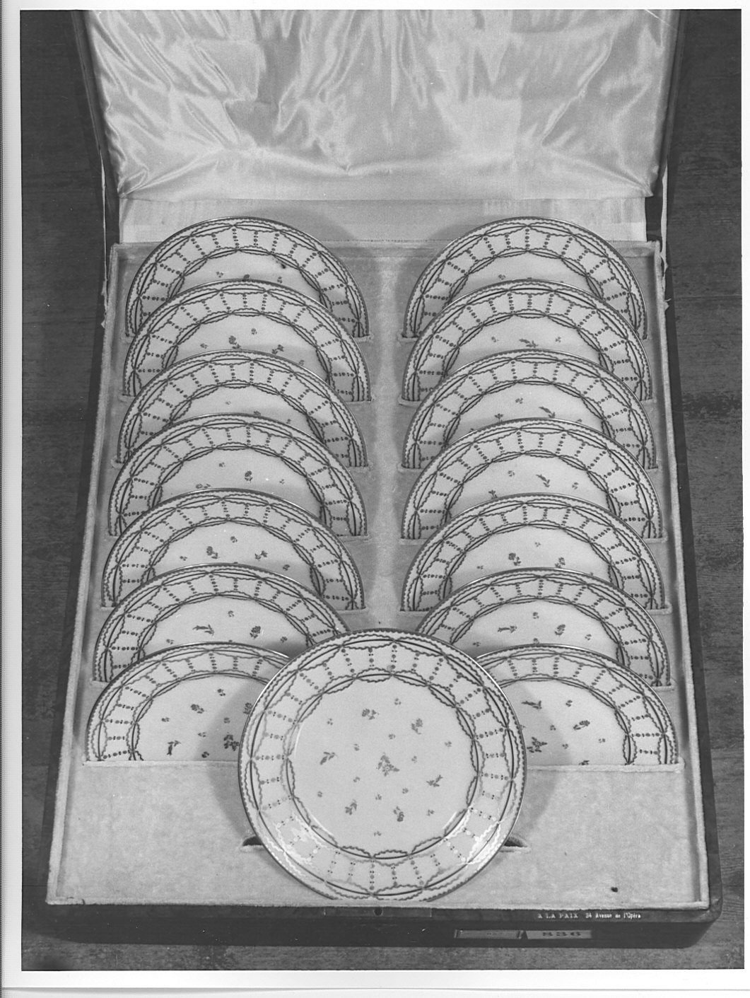 servizio da dessert, insieme - manifattura di Sévres (sec. XVIII)