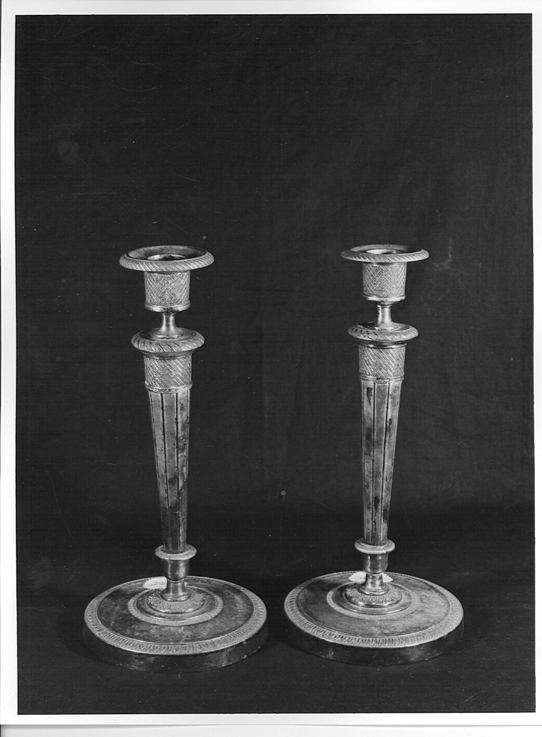 candeliere, coppia - bottega europea (sec. XIX)