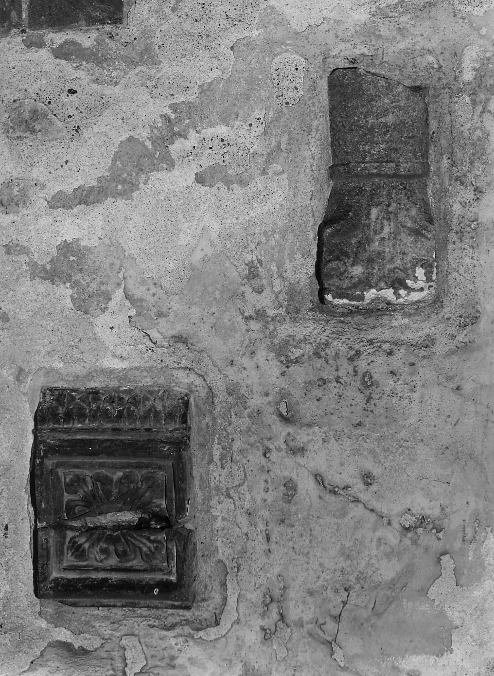 capitello, frammento - bottega lombarda (sec. XI)