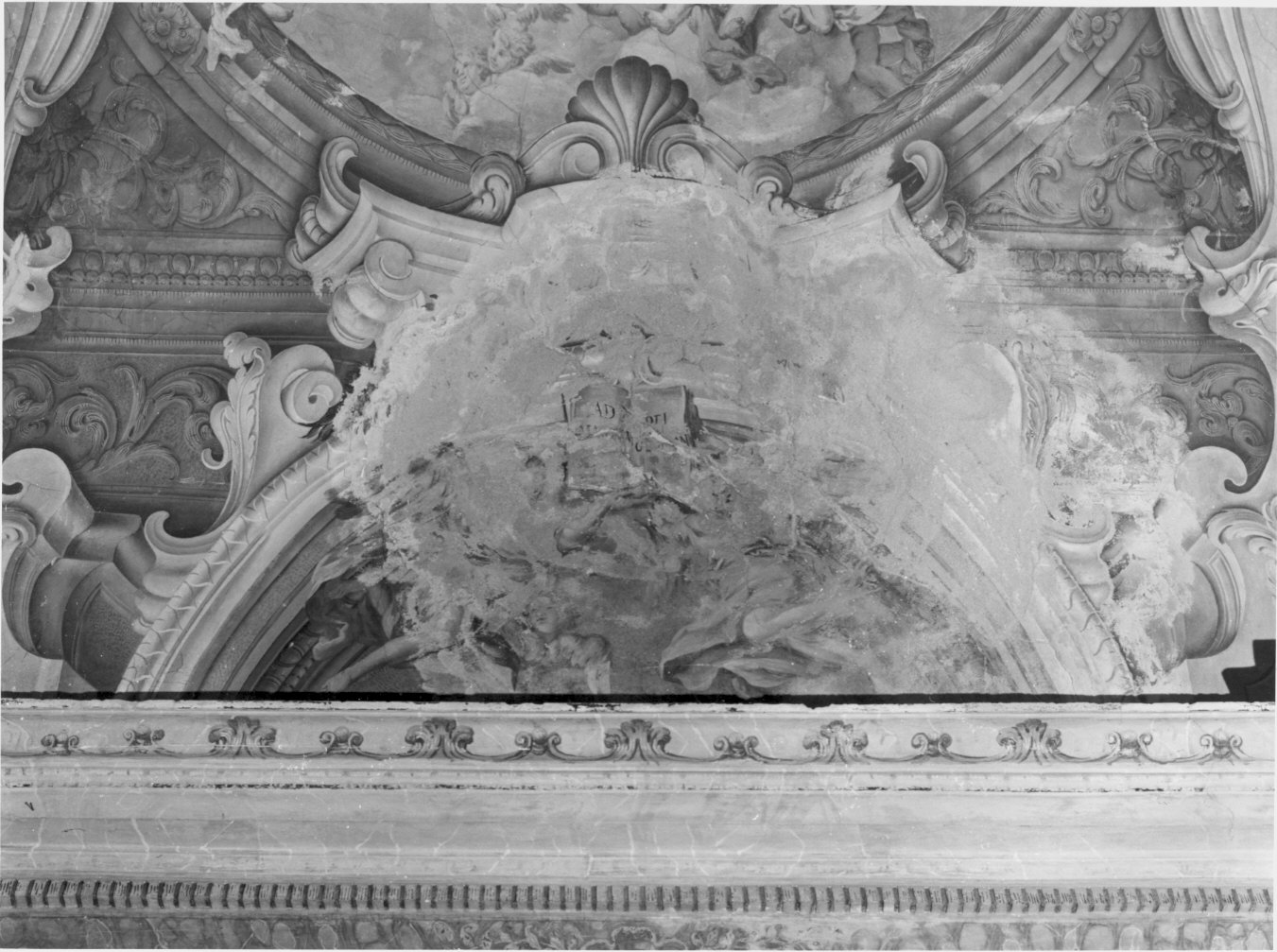 Sant'Ignazio di Loyola in gloria (dipinto murale, opera isolata) di Parravicini Giacomo detto Gianolo (e aiuti) (fine/inizio secc. XVII/ XVIII)