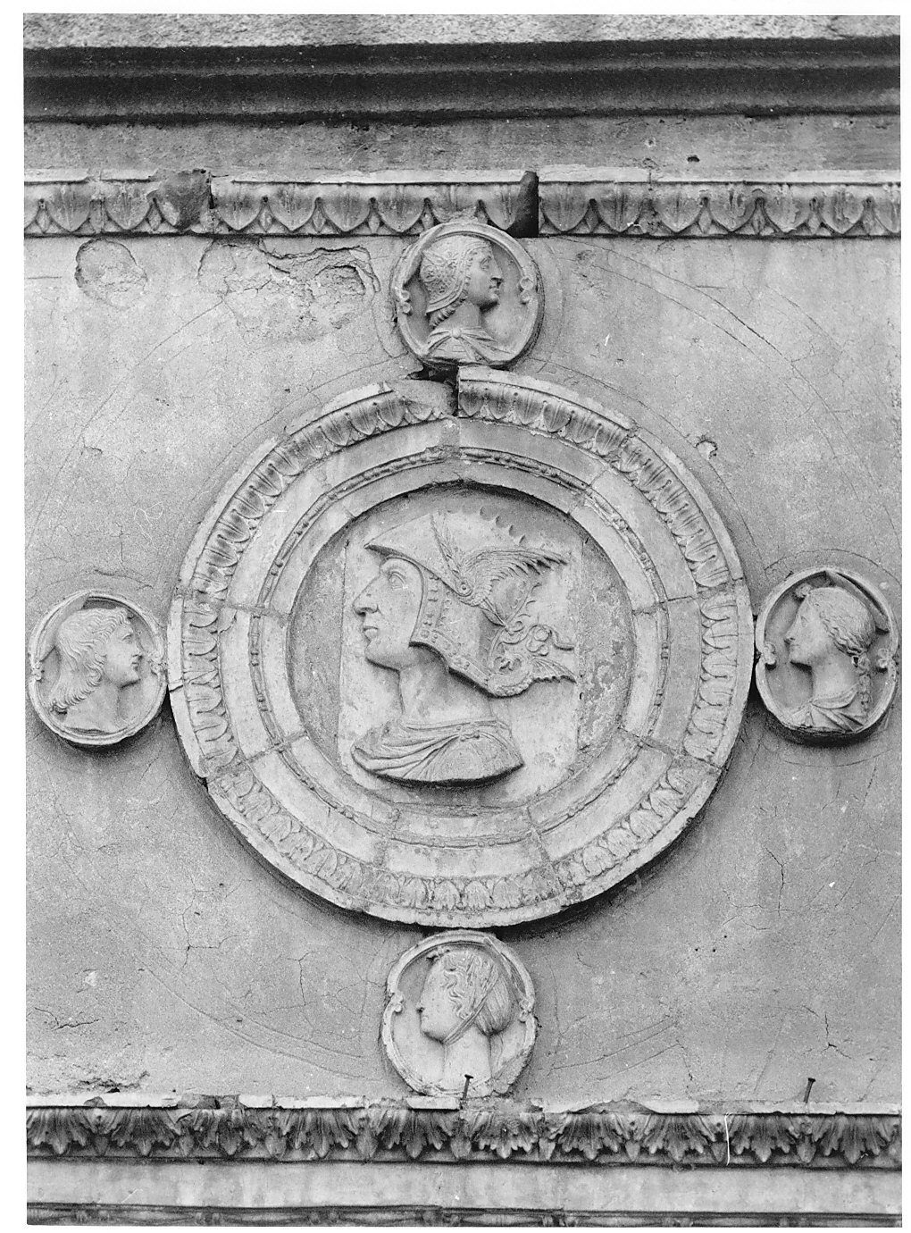 testa di Cesare Augusto (decorazione plastica, opera isolata) - bottega lombarda (fine/inizio secc. XV/ XVI)