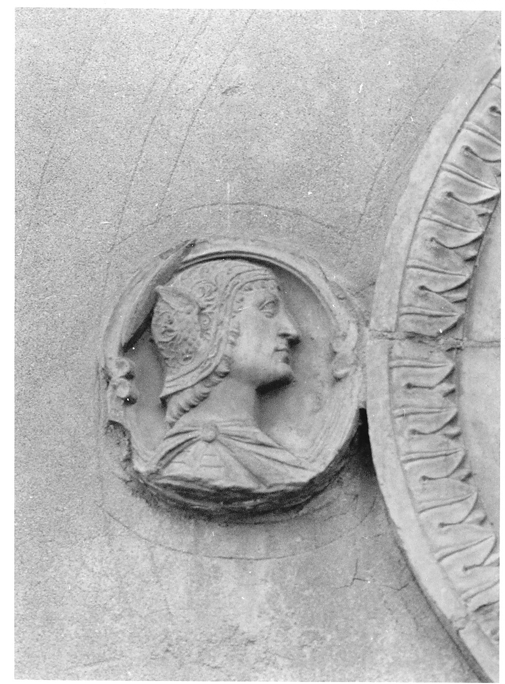 santo (decorazione plastica, opera isolata) - bottega lombarda (fine/inizio secc. XV/ XVI)