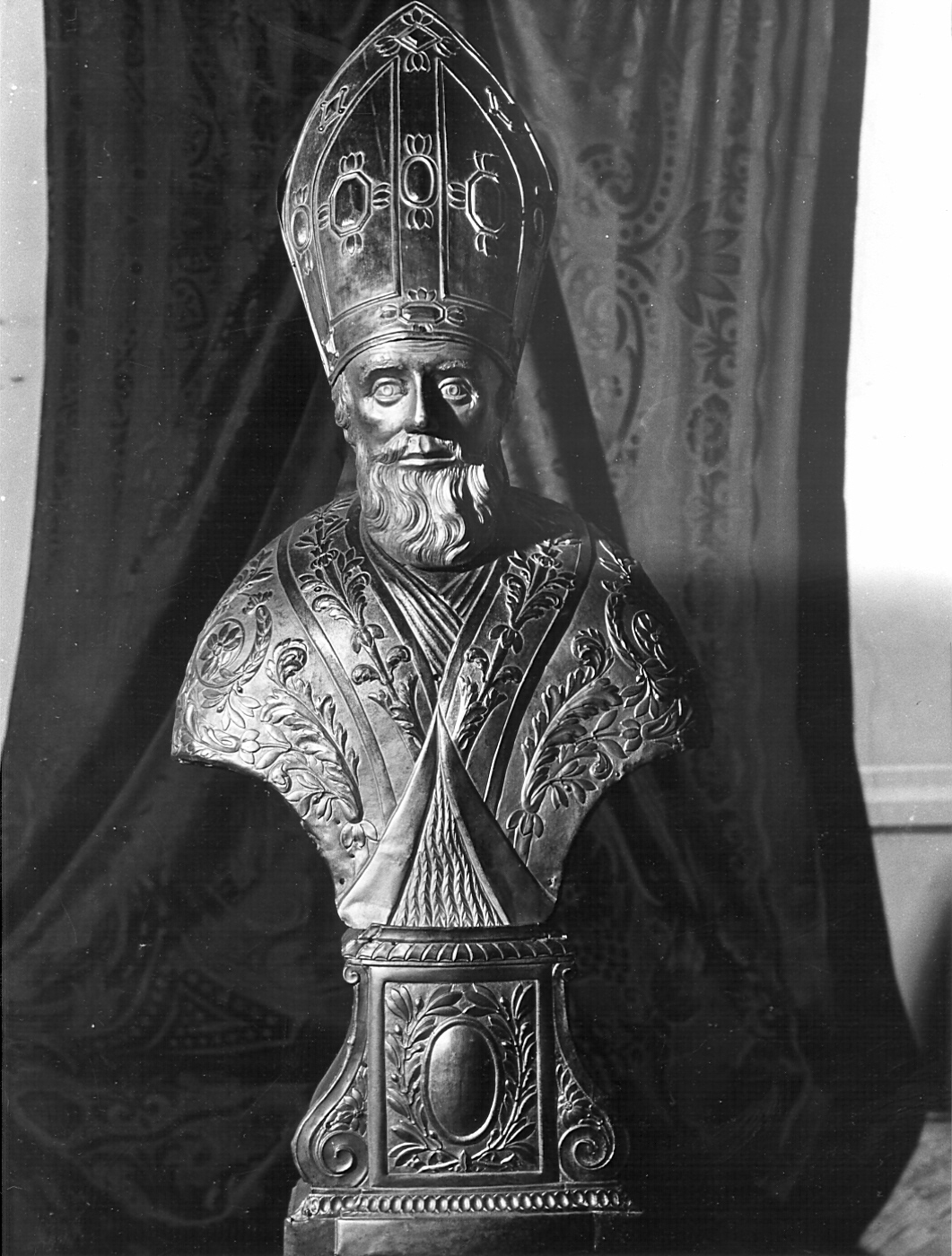 reliquiario - a busto - bottega lombarda (sec. XIX)