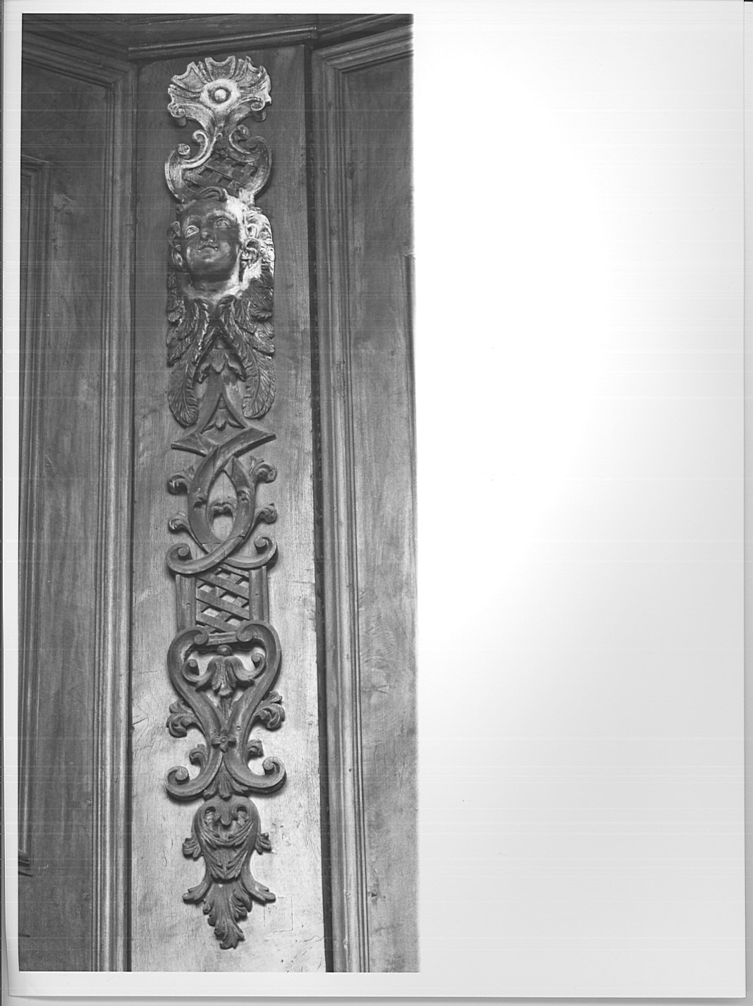 cherubino/ motivi decorativi (rilievo) - bottega comasca (prima metà sec. XVII)