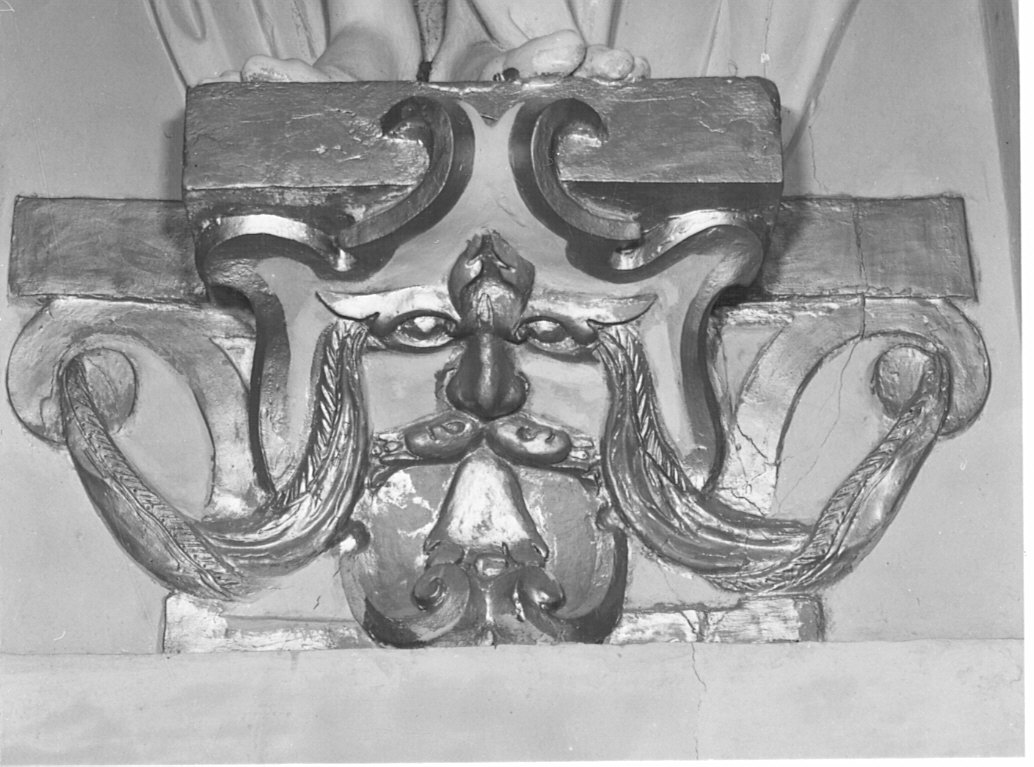 mensola architettonica, elemento d'insieme - bottega lombarda (sec. XVII)