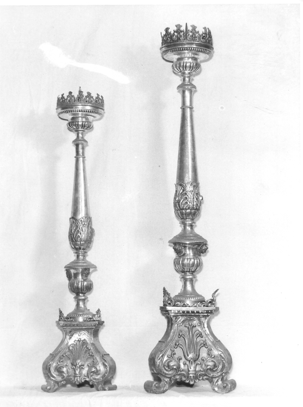 candeliere d'altare, serie - bottega lombarda (sec. XIX)