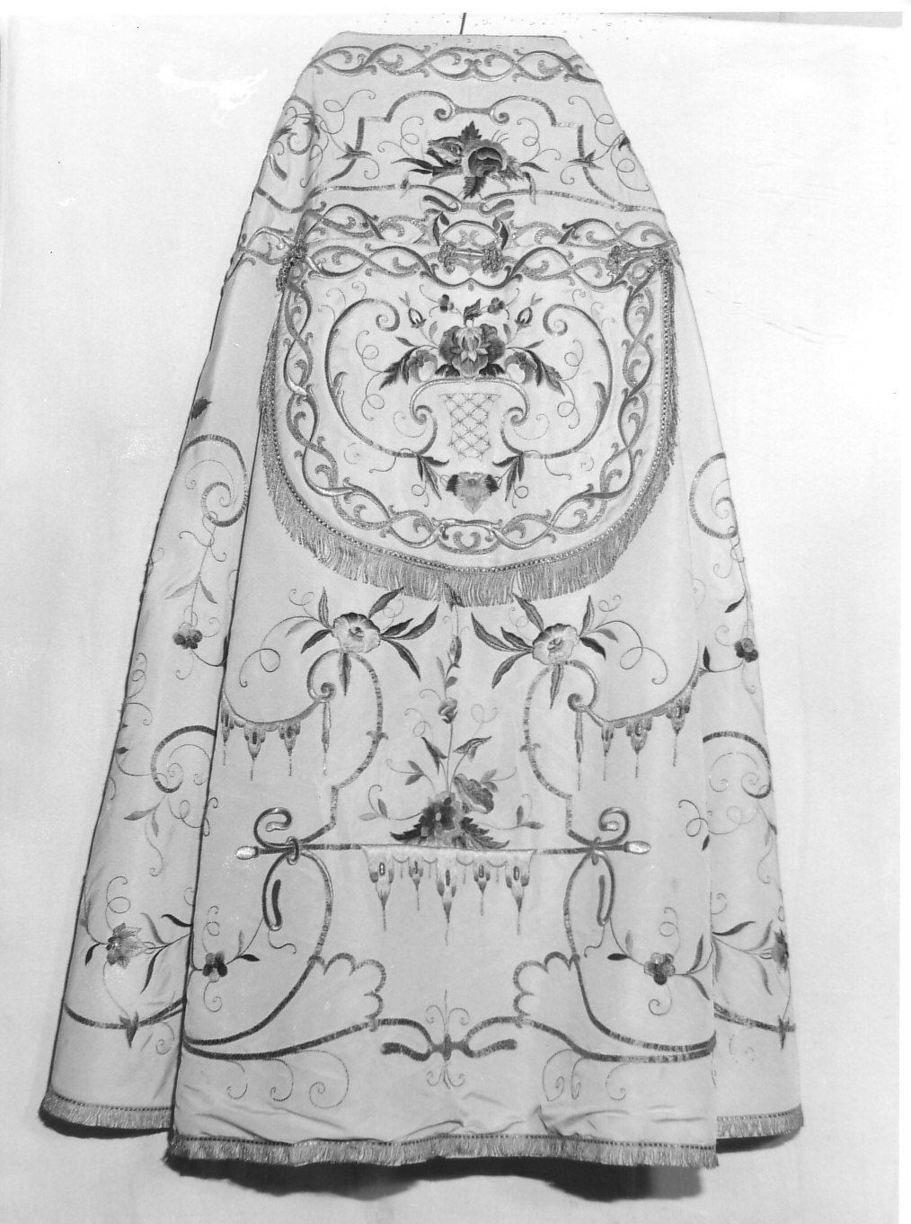 paramento liturgico, insieme - manifattura pavese (fine sec. XIX)