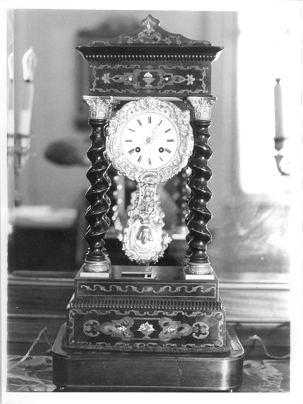 orologio - da tavolo, opera isolata - bottega francese (sec. XIX)