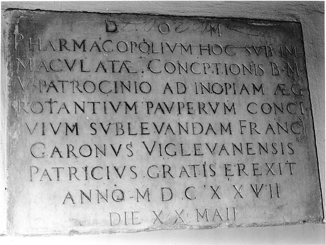 lapide commemorativa, opera isolata - bottega dell'Italia settentrionale (sec. XVII)