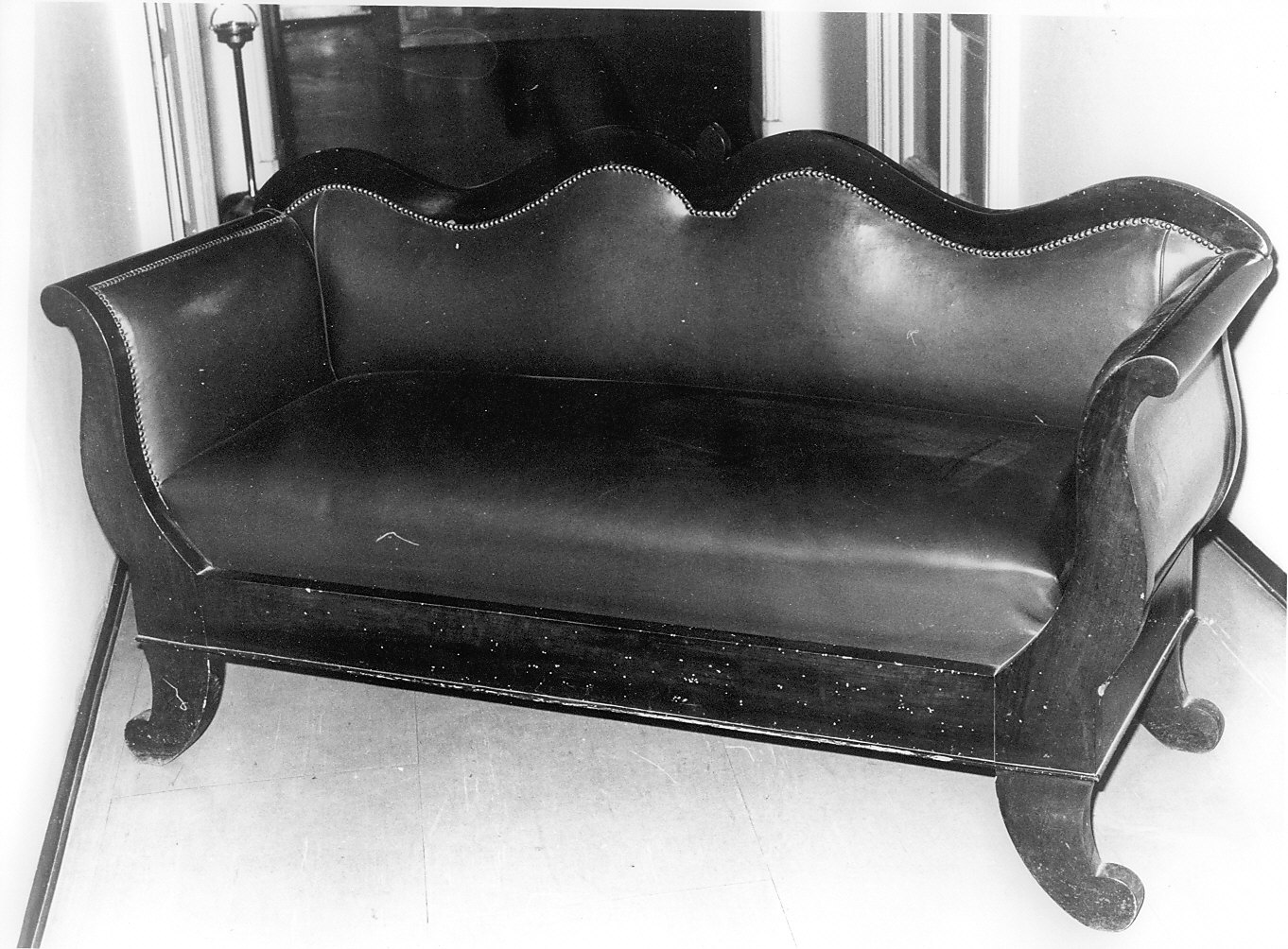 divano, opera isolata - bottega lombarda (prima metà sec. XIX)