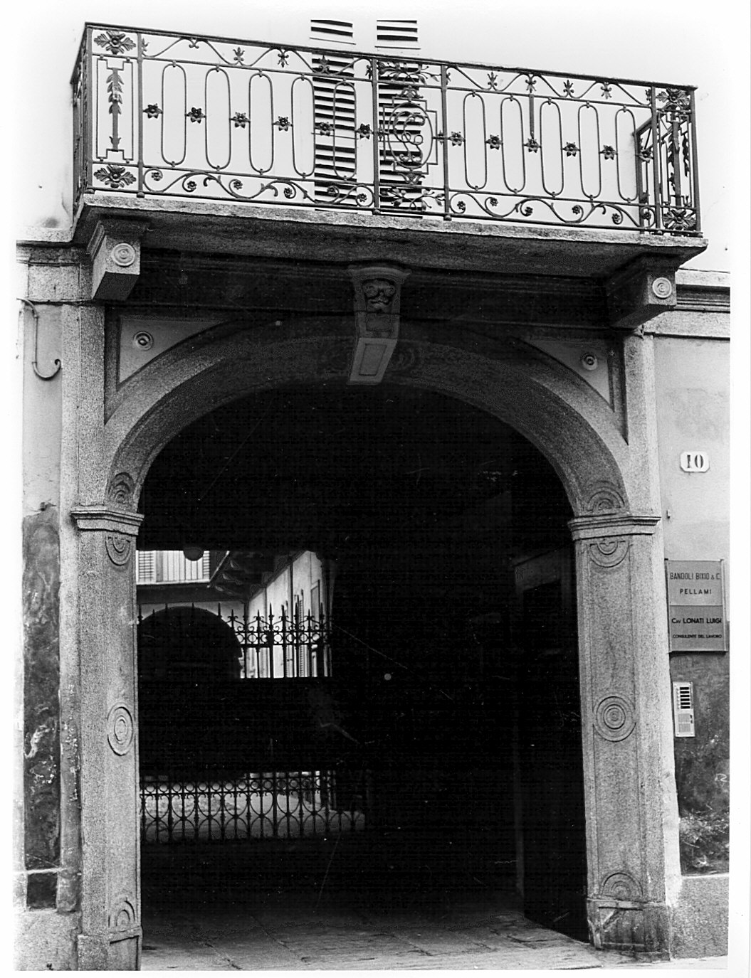 ringhiera di balcone - bottega lombarda (sec. XIX)