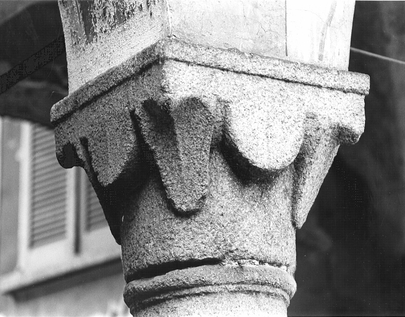 capitello, serie - bottega lombarda (seconda metà sec. XVII)