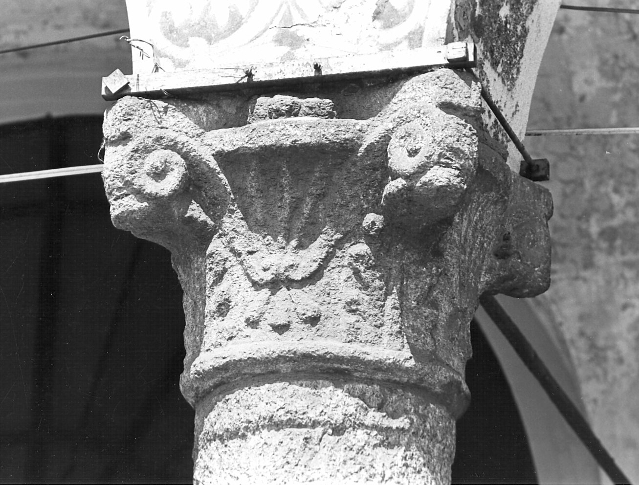 capitello - bottega lombarda (fine sec. XV)