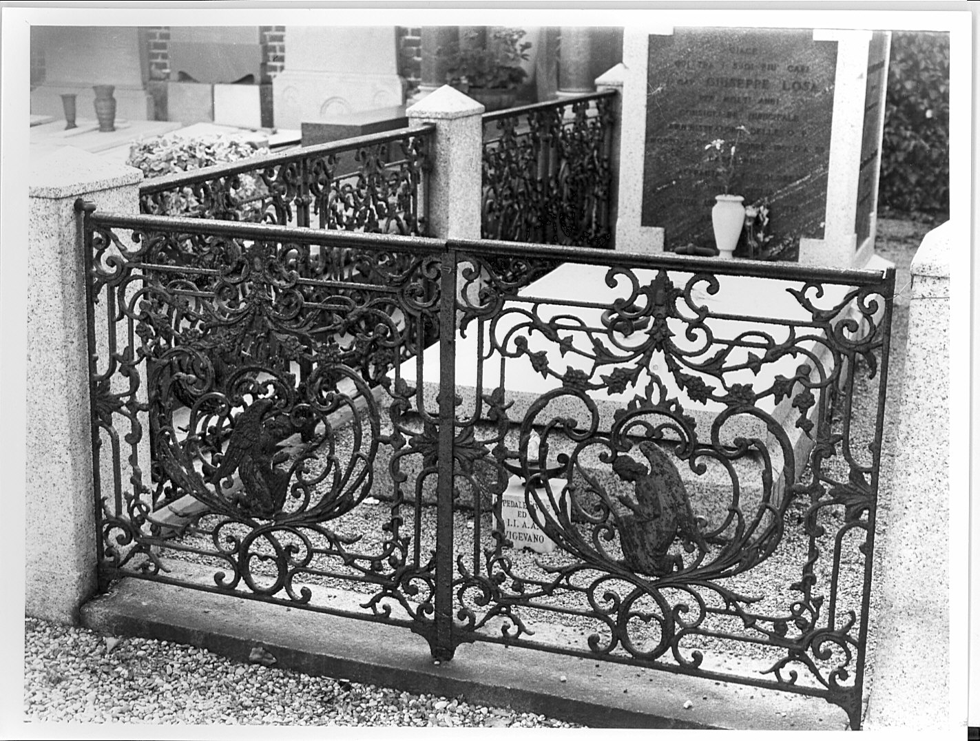 cancello, serie - bottega lombarda (inizio sec. XX)