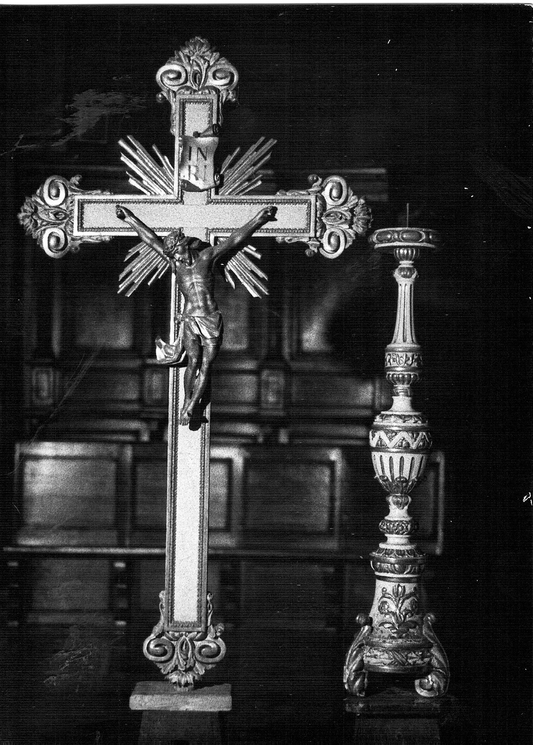 candeliere d'altare, serie - bottega lombarda (sec. XVIII)