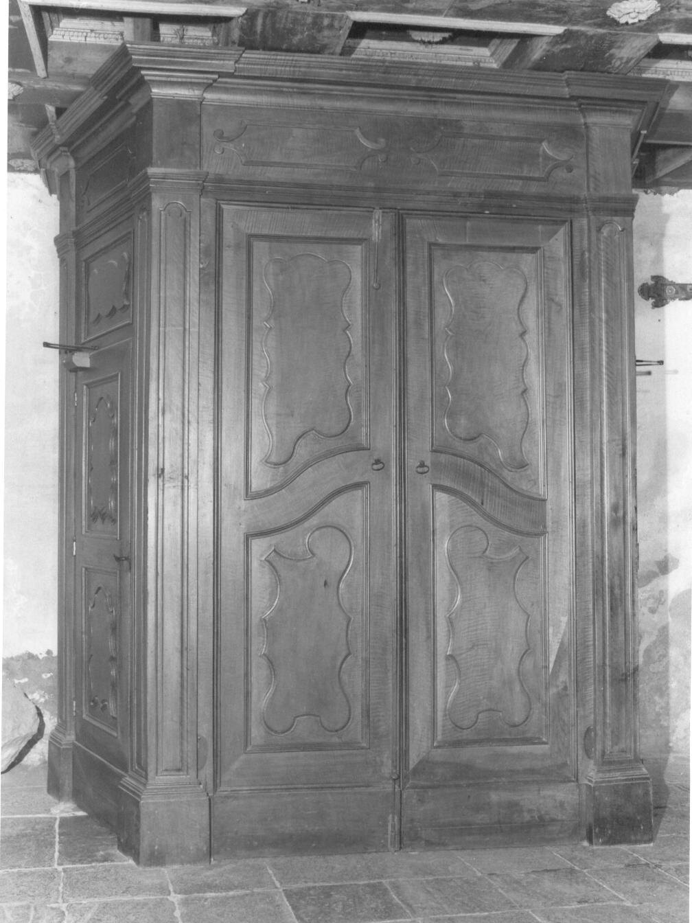 bussola d'ingresso, opera isolata di Riccola Antonio (attribuito) (sec. XVIII)