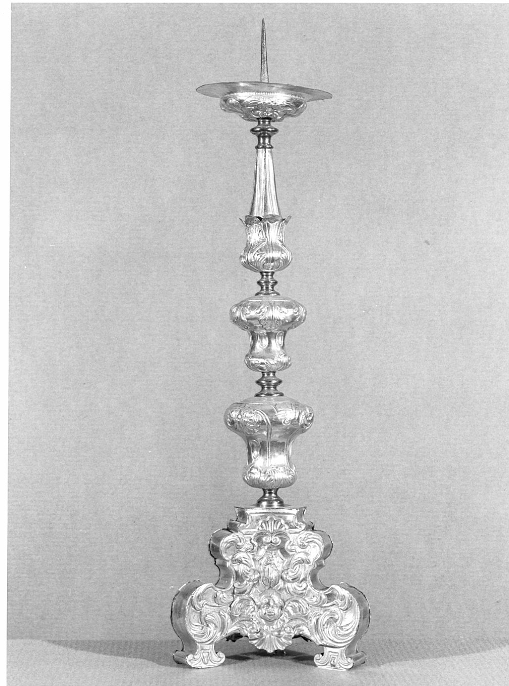 candeliere - bottega lombarda (prima metà sec. XVIII)
