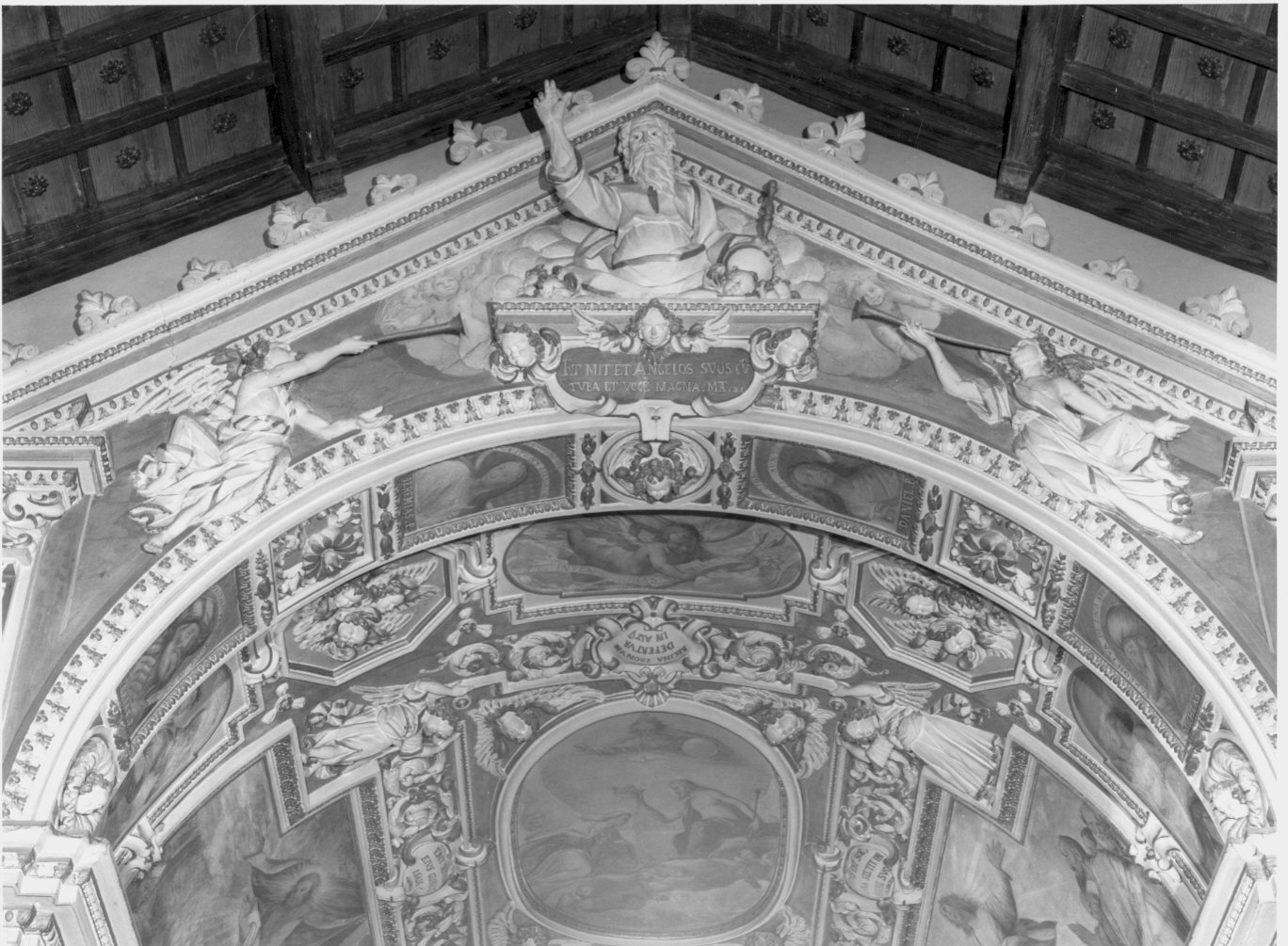 decorazione plastica, complesso decorativo - bottega comasca (sec. XVII)
