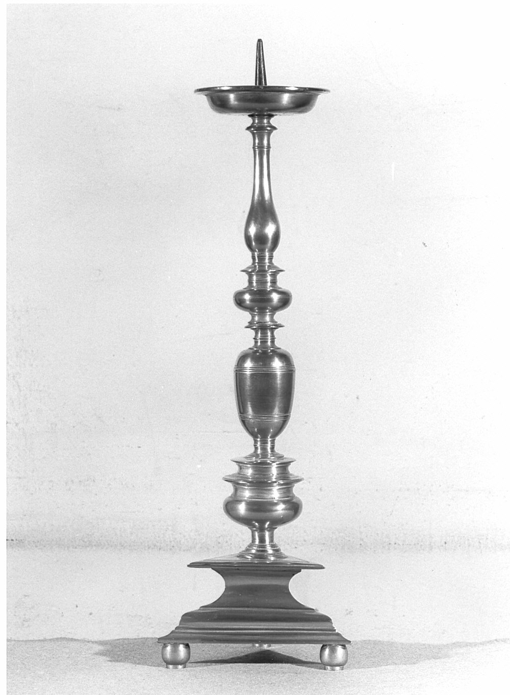 candeliere, serie - bottega lombarda (prima metà sec. XIX)