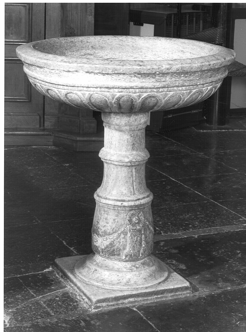 acquasantiera - manifattura italiana (prima metà sec. XIX)