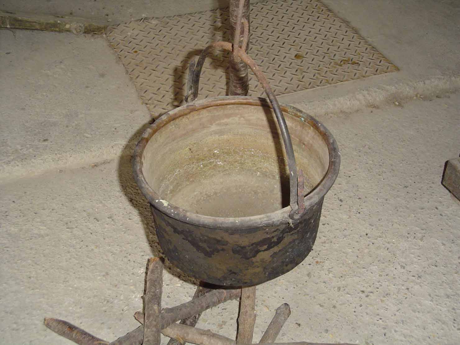 caldaio - produzione marchigiana (sec. XX inizio)