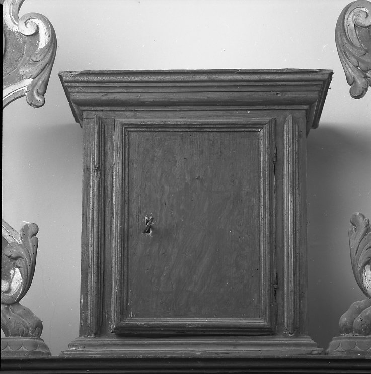 mobile - bottega marchigiana (seconda metà sec. XIX)