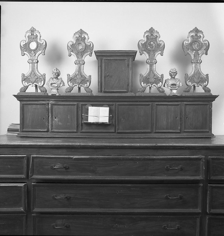 mobile - bottega marchigiana (inizio sec. XX)