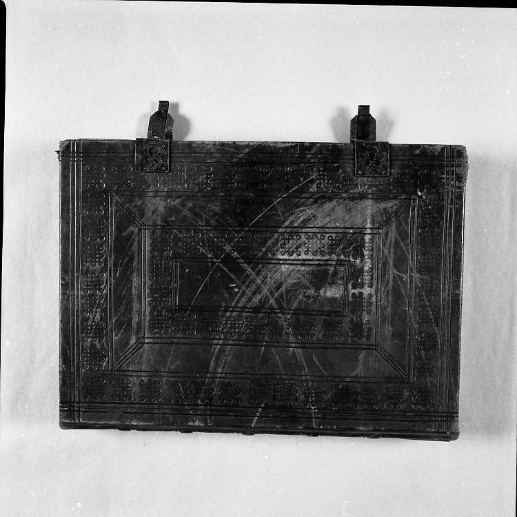 coperta di libro liturgico - bottega marchigiana (prima metà sec. XX)