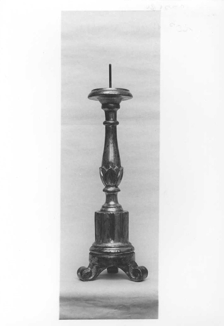 candeliere, coppia - bottega marchigiana (secc. XVIII/ XIX)